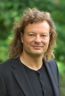 Prof. Dr.-Ing. Robert Tolksdorf